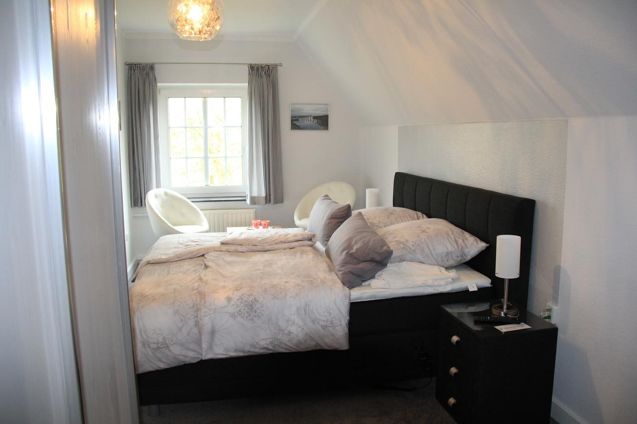 Pension Nordwind Hedwigenkoog エクステリア 写真